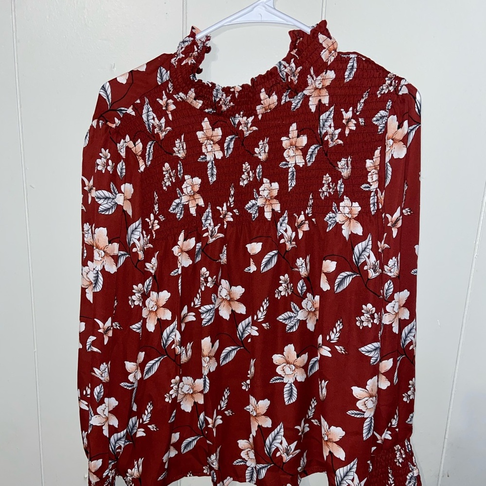 Cure burgundy top